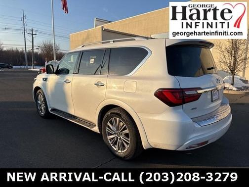 2023 INFINITI QX80 Luxe