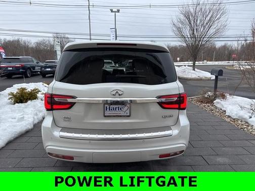 2023 INFINITI QX80 Luxe