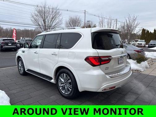 2023 INFINITI QX80 Luxe