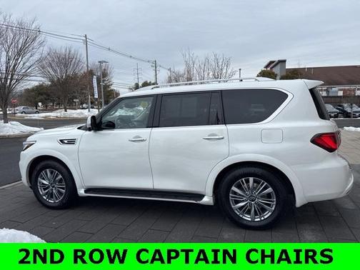 2023 INFINITI QX80 Luxe