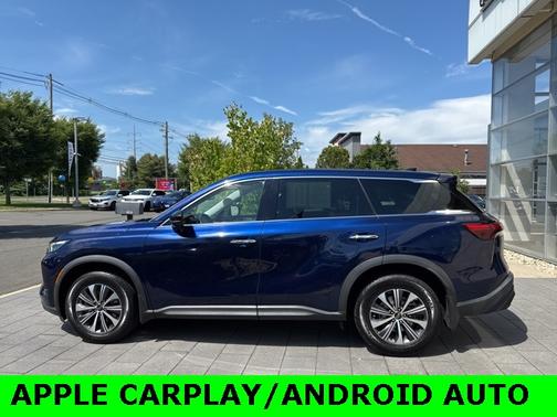 2022 INFINITI QX60 PURE