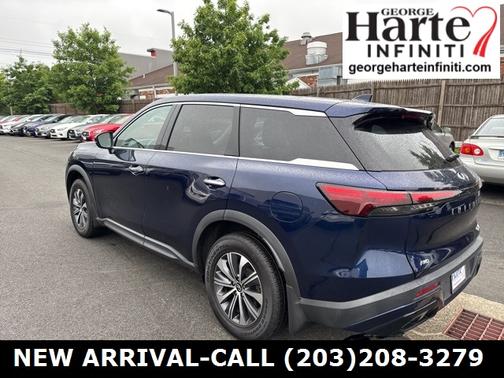 2022 INFINITI QX60 PURE