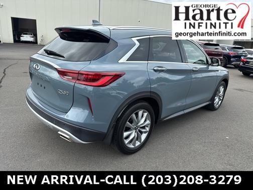 2022 INFINITI QX50 ESSENTIAL