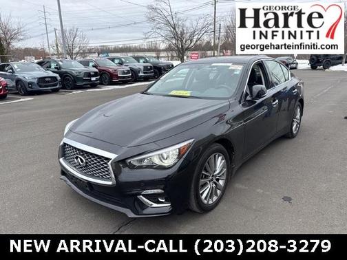 2023 INFINITI Q50 LUXE