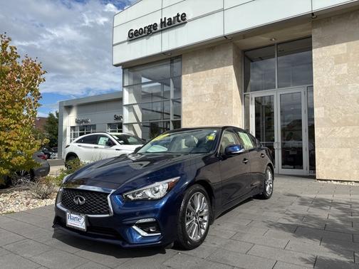 2022 INFINITI Q50 LUXE
