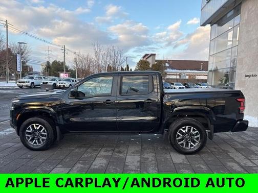 2024 Nissan Frontier SL