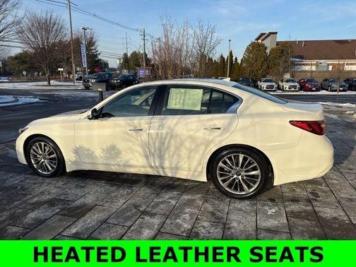 2022 INFINITI Q50 LUXE