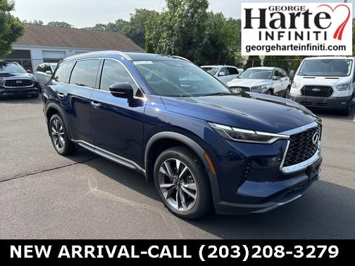 2022 INFINITI QX60 LUXE