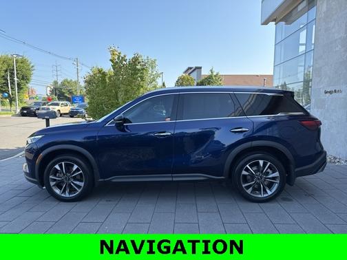 2022 INFINITI QX60 LUXE