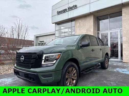 2024 Nissan Titan SV