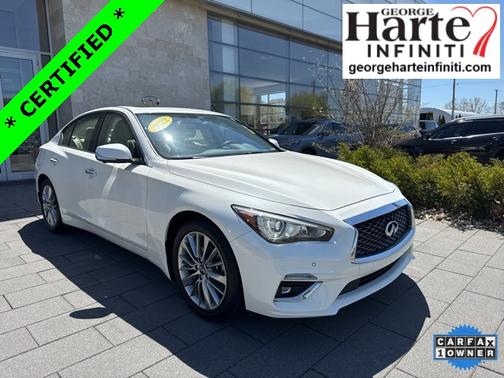 2022 INFINITI Q50 LUXE