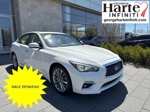 2022 INFINITI Q50 LUXE