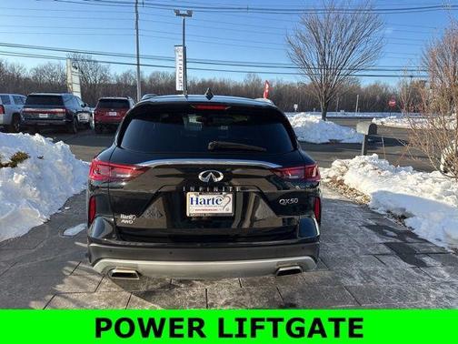 2022 INFINITI QX50 ESSENTIAL