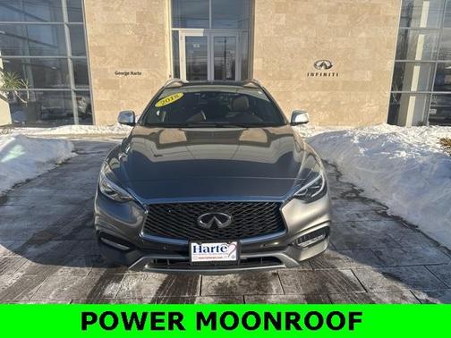 2018 INFINITI QX30 Premium