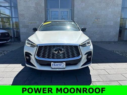 Majestic White 2023 INFINITI QX55 LUXE