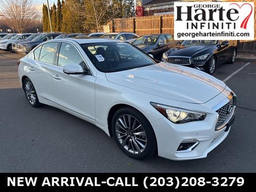 2022 INFINITI Q50 LUXE