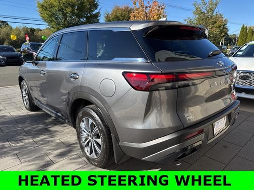 2025 INFINITI QX60 PURE