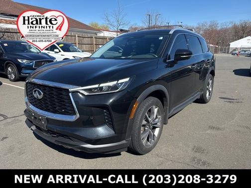 2023 INFINITI QX60 LUXE