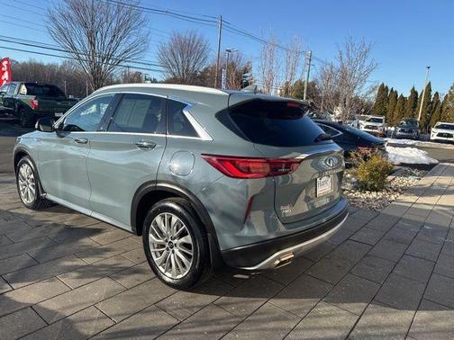 2023 INFINITI QX50 Luxe