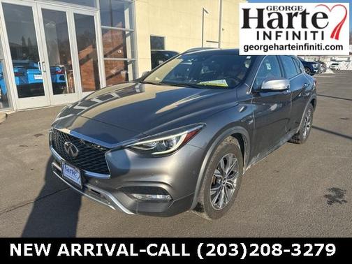 2018 INFINITI QX30 Premium