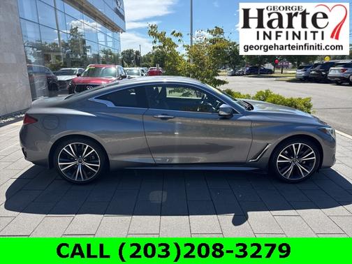 2022 INFINITI Q60 PURE