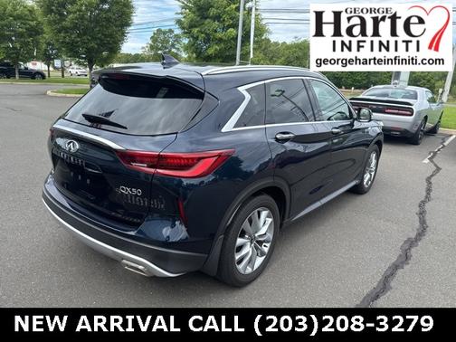 2022 INFINITI QX50 ESSENTIAL
