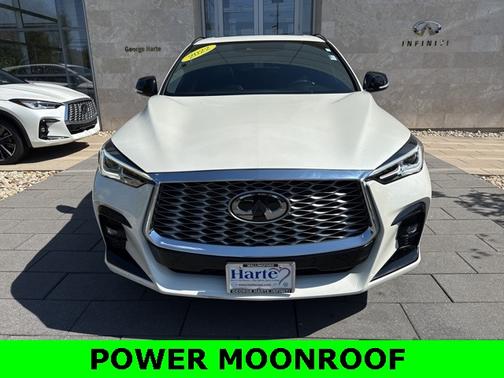 2022 INFINITI QX55 LUXE