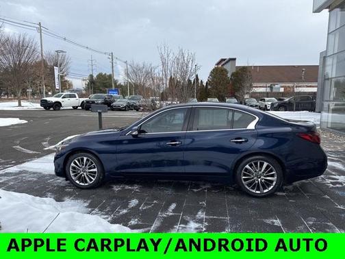 2022 INFINITI Q50 LUXE