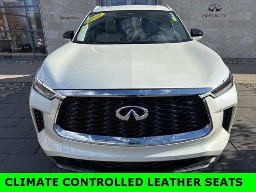 2022 INFINITI QX60 LUXE