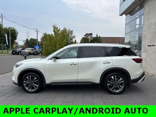 2022 INFINITI QX60 LUXE