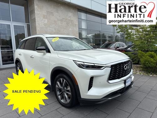 2022 INFINITI QX60 LUXE