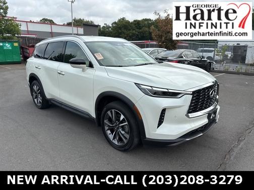2022 INFINITI QX60 LUXE