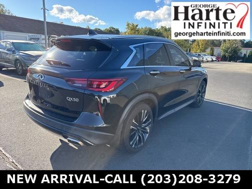 2022 INFINITI QX50 LUXE