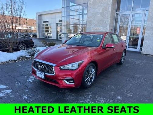 2023 INFINITI Q50 LUXE