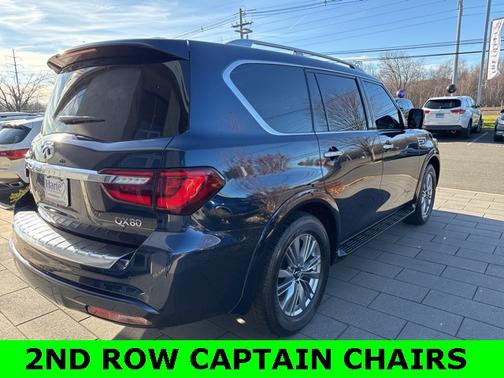 2023 INFINITI QX80 LUXE