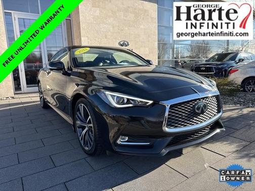 2022 INFINITI Q60 LUXE