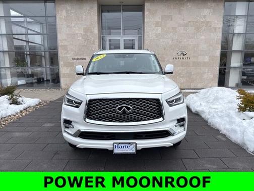 2023 INFINITI QX80 LUXE