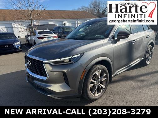 2022 INFINITI QX60 LUXE