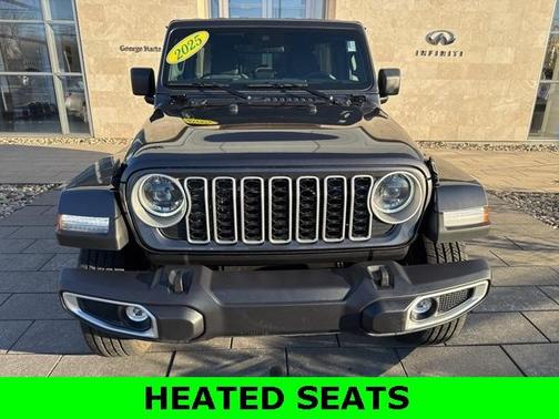 2025 Jeep Wrangler Sahara