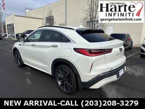 2023 INFINITI QX55 LUXE