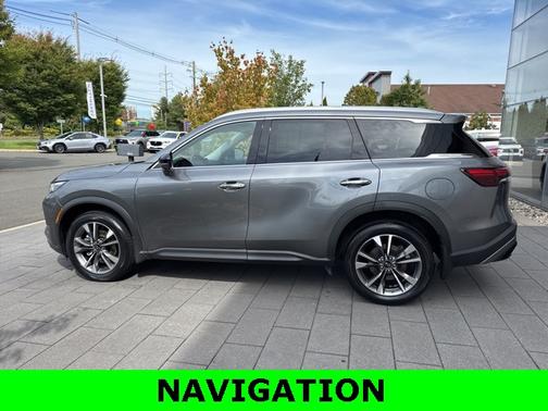 2023 INFINITI QX60 LUXE