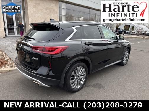 2023 INFINITI QX50 LUXE