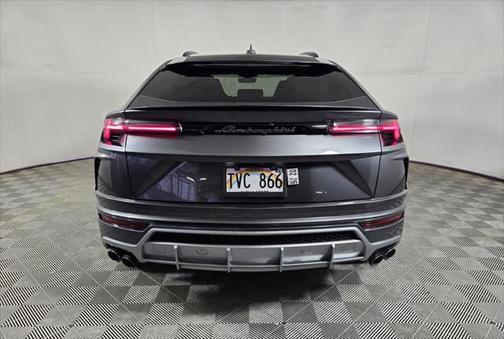 2019 Lamborghini Urus Base