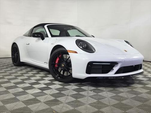 2022 Porsche 911 Targa 4 GTS