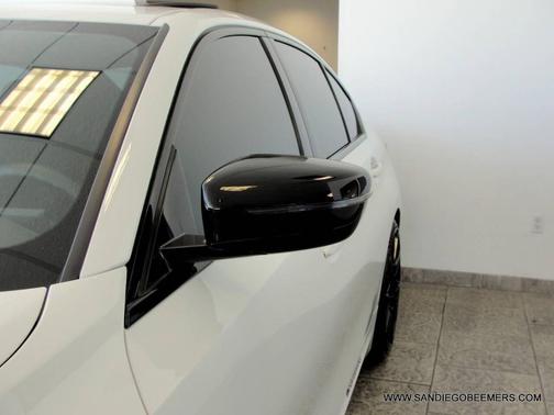 Alpine White 2023 BMW 330 330i M SPORT+SHADOWL+CURVED DISPLAY+ACTIVE DR ASST