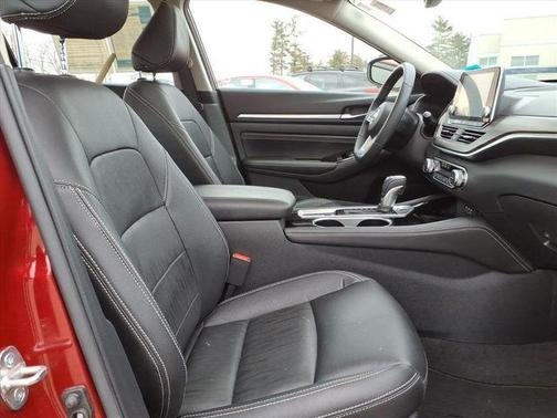 2021 Nissan Altima 2.5 Platinum