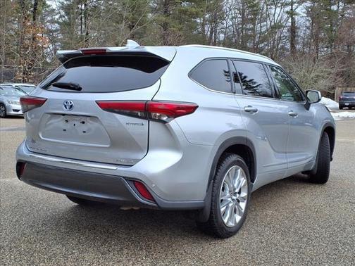 2023 Toyota Highlander Hybrid Limited