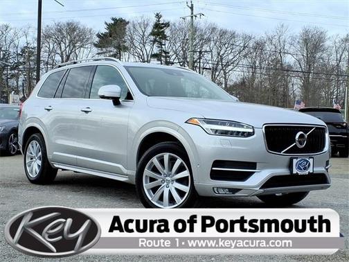 2018 Volvo XC90 T6 Momentum