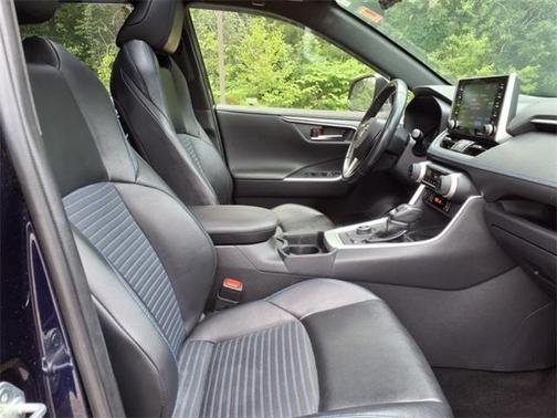 2019 Toyota RAV4 Hybrid XSE