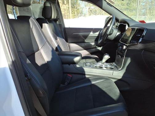 2022 Jeep Grand Cherokee WK Laredo